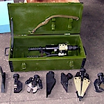 Комплект инструмента ручной универсальный гидравлический (модуль силовой + 6 насадок-РС4, РБС1, РУС4, КС10, НС20, НЛ5, клин ударный) в ящике Military